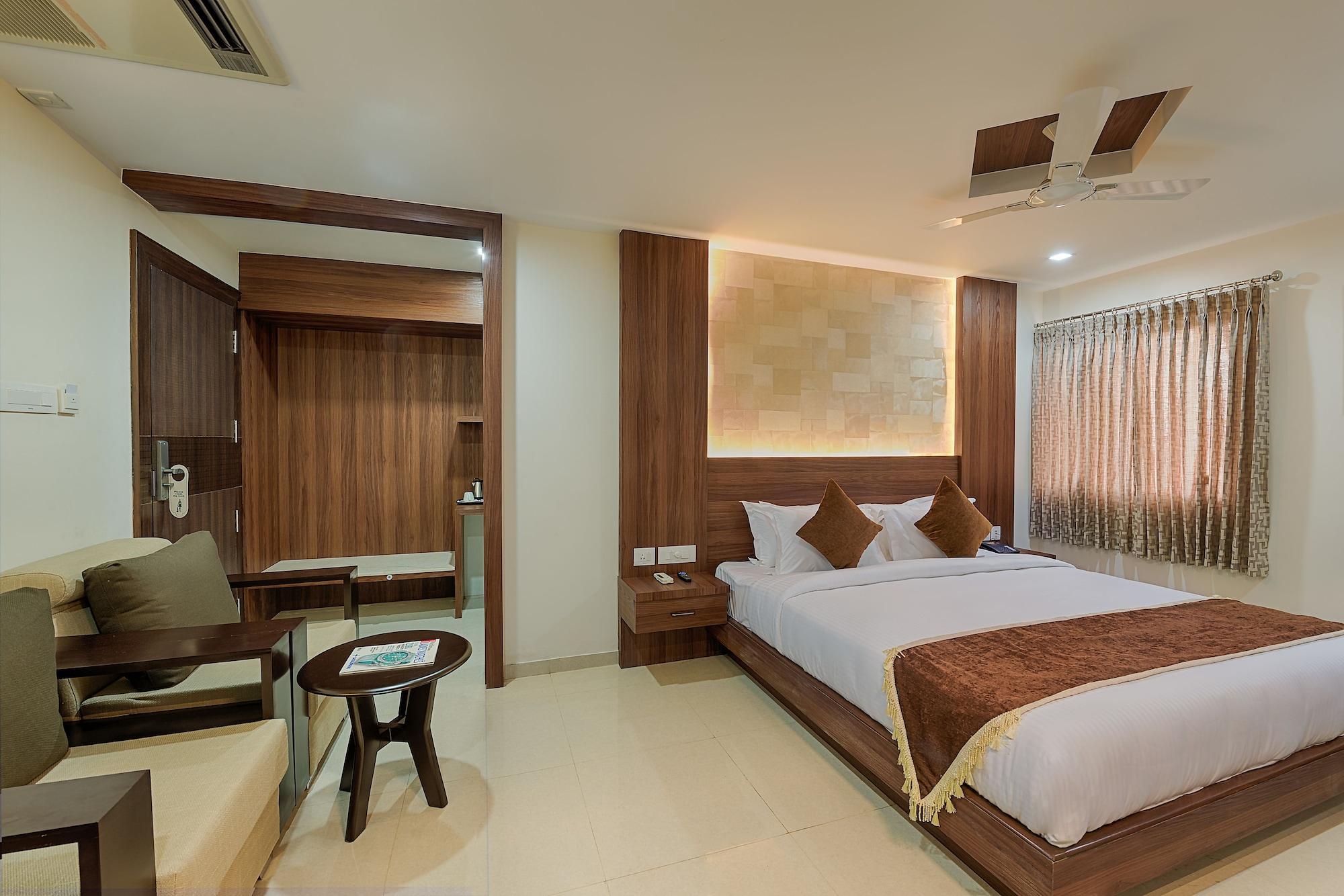 Residency Hotel 4*